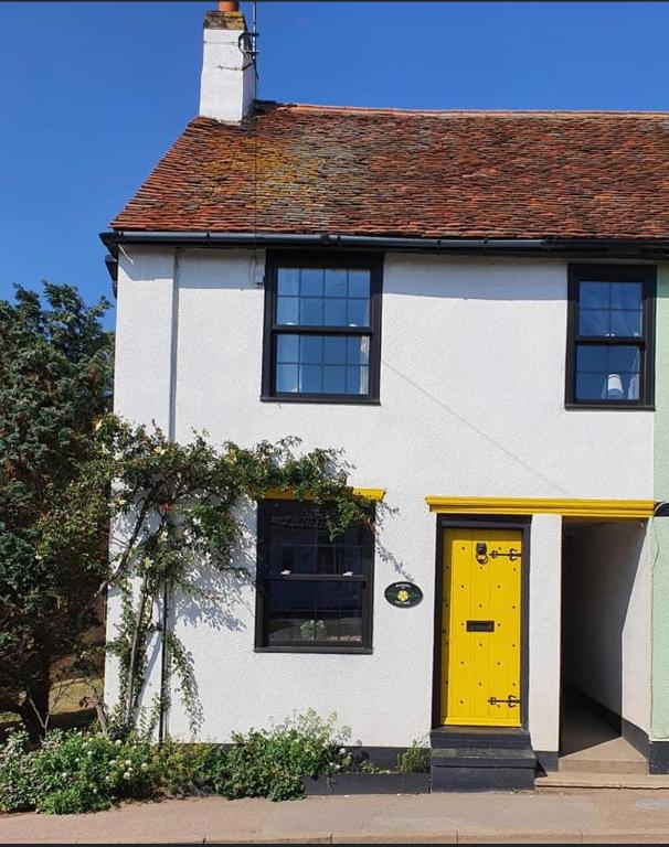 Wayside Cottage, Saint Osyth (updated prices 2024)