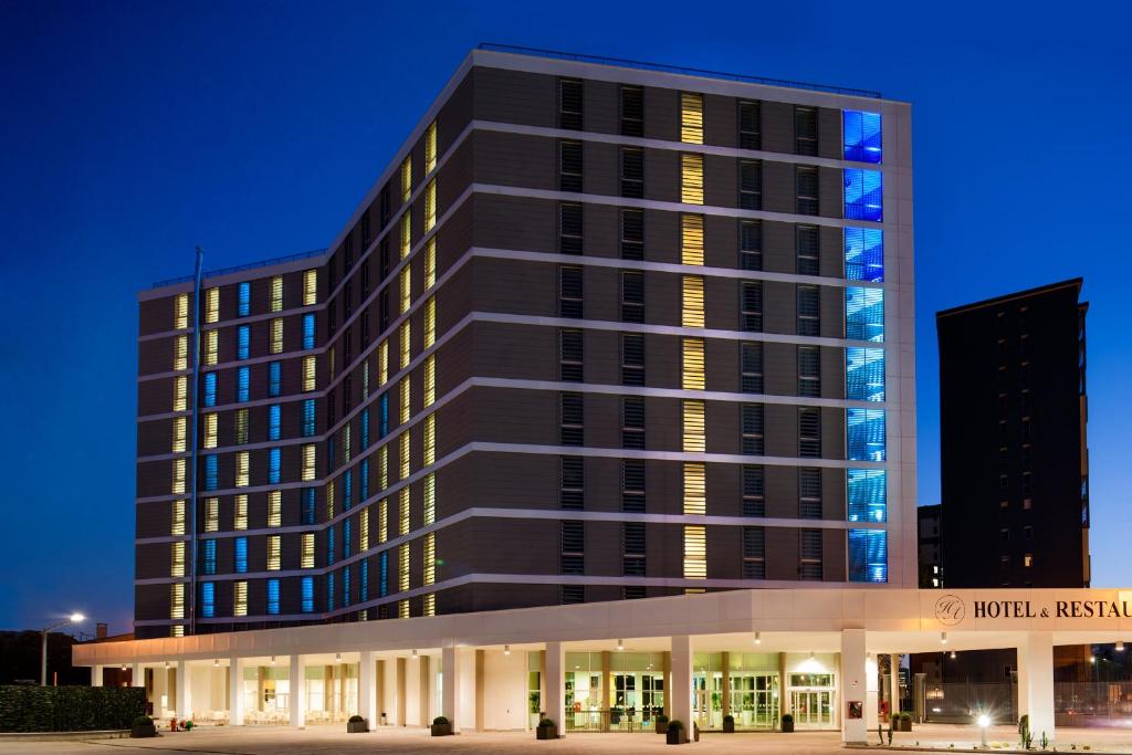 Hotel degli Arcimboldi - Resim 5