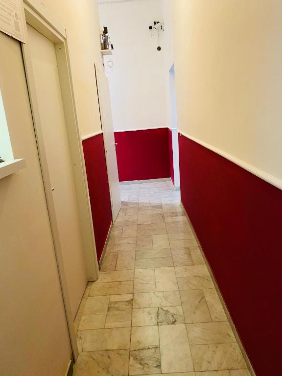 Zdjęcie z galerii obiektu Dama HostelBB w mieście Neapol