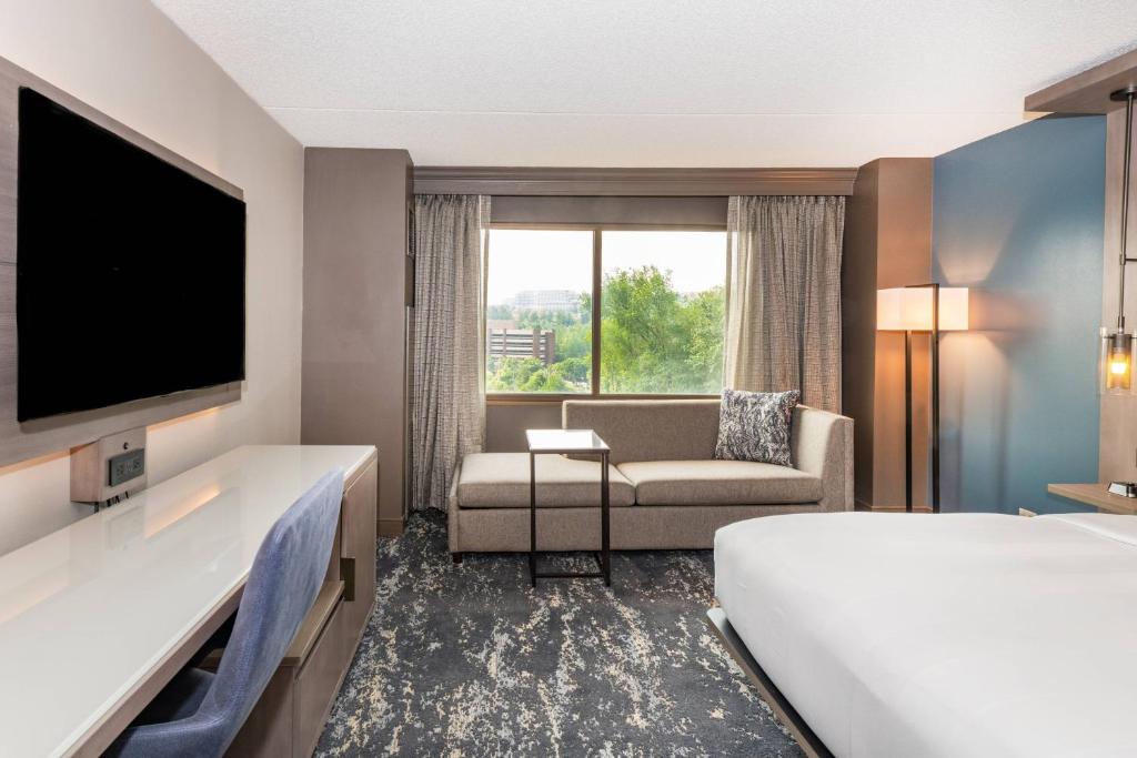 Pittsburgh Airport Marriott - Nivel De Conserje, Habitación De Invitados, 1 Rey, Sofá Cama