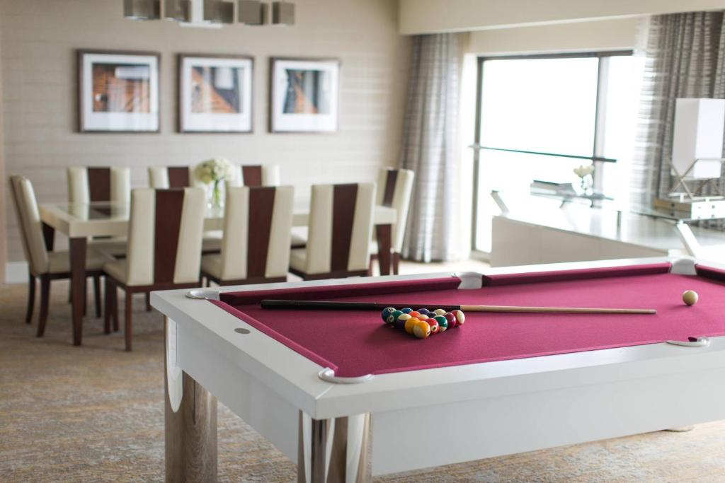 Chicago Marriott Downtown Magnificent Mile photo
