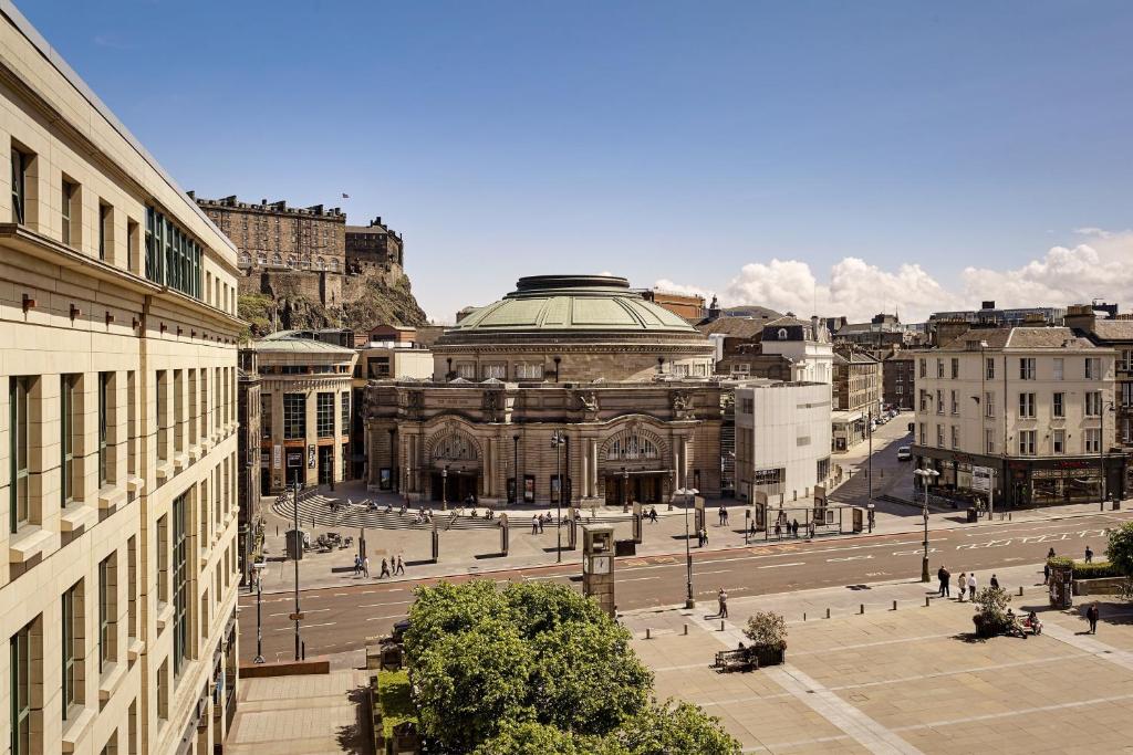 Nespecifikovaný výhled na destinaci Edinburgh nebo výhled na město při pohledu z hotelu