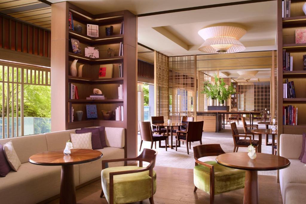 Posezení v ubytování The Ritz-Carlton Kyoto