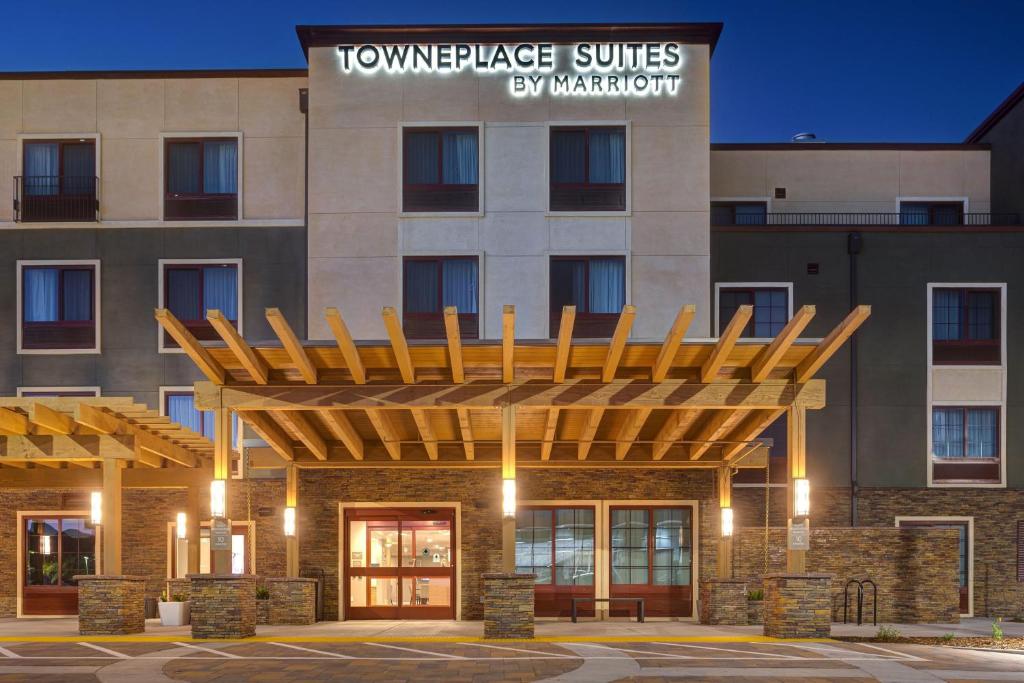 a front view of a hotel with a building at TownePlace Suites by Marriott San Luis Obispo in San Luis Obispo