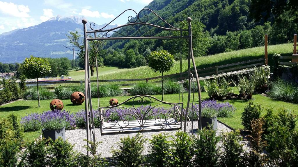 Nespecifikovaný výhled na hory nebo výhled na hory při pohledu z bed and breakfast