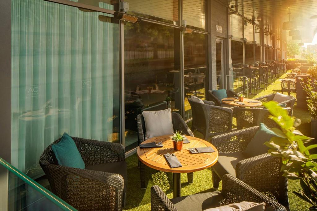 AC Hotel by Marriott Manchester Salford Quays - Resim 28