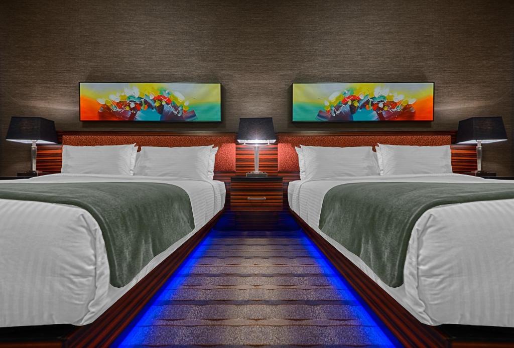 
Queen Room with Two Queen Beds
