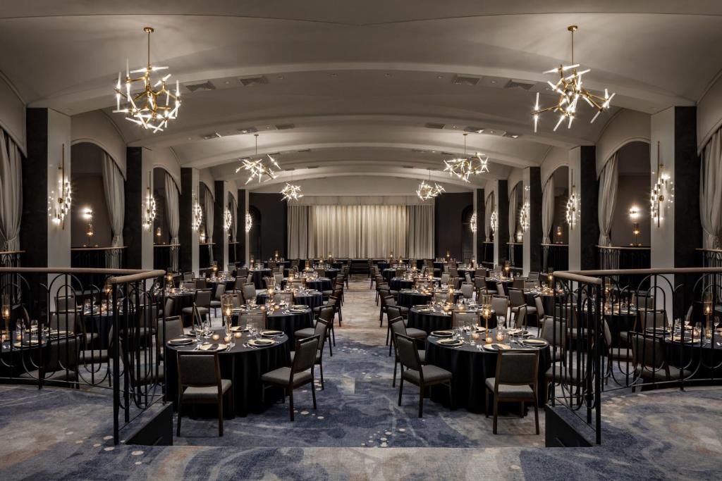 Restaurace v ubytování Montreal Marriott Chateau Champlain