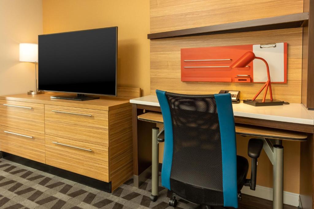 TownePlace Suites By Marriott Las Vegas Stadium District - Wellness Studio King Room