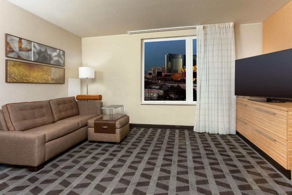 TownePlace Suites By Marriott Las Vegas Stadium District - Suite Queen D'une Chambre Avec Canapé-lit