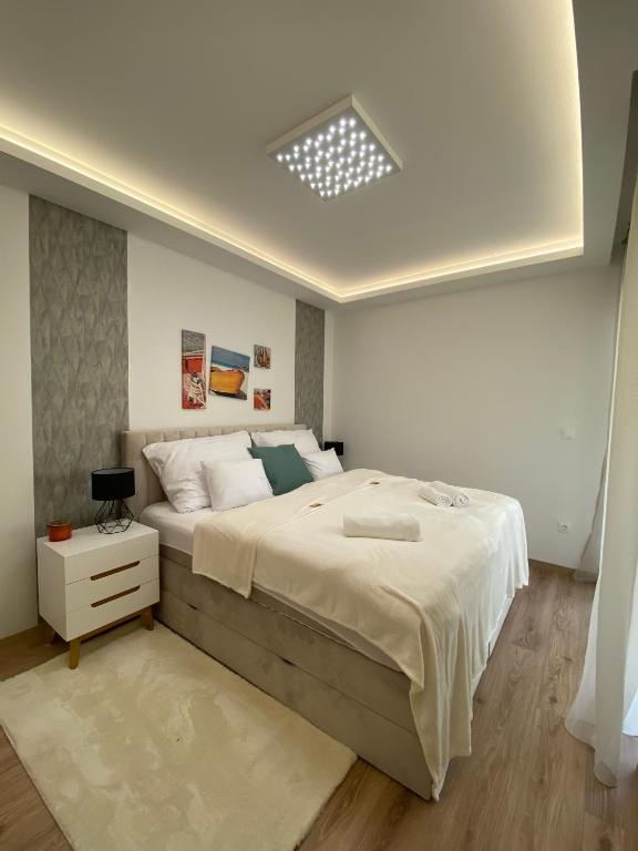 Sunshine Homes Zamárdi - Apartment With Lake View