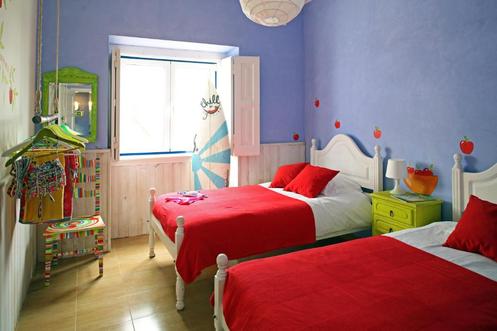 Chill in Ericeira Surf House - 12