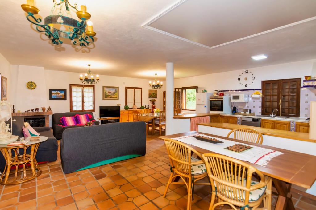 Fotografie z fotogalerie ubytování CASA LAXE v destinaci Miñortos