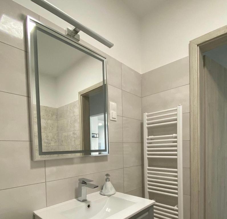 Sunshine Homes Zamárdi - Apartment With Lake View