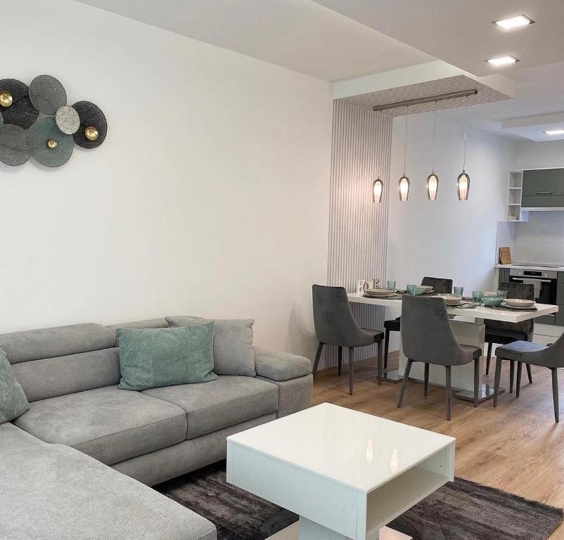Sunshine Homes Zamárdi - Apartment With Lake View