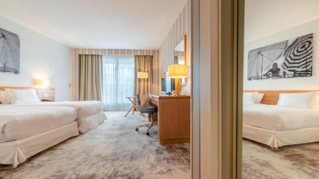 Holiday Inn Nice - Port St Laurent by IHG - 市景标准双床间 - 带阳台