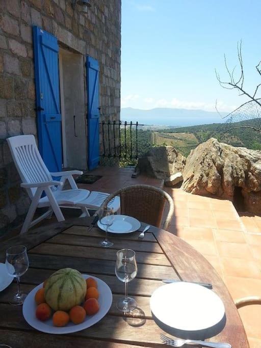 Fotografie z fotogalerie ubytování Grande Villa Vue Exceptionnelle Mer v destinaci Serra-di-Ferro