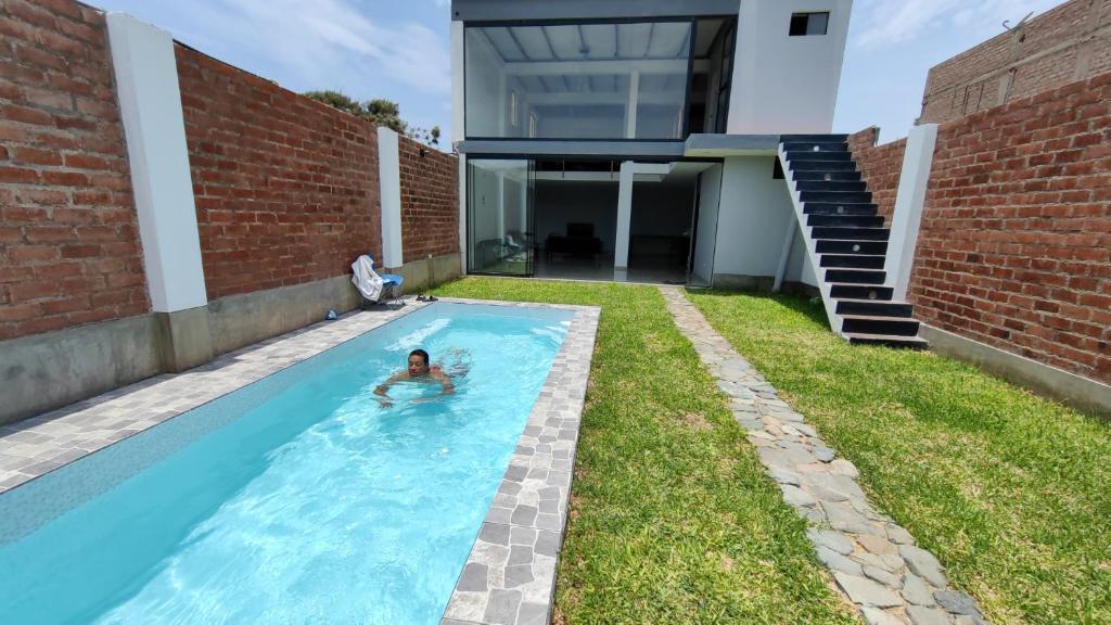Casa de playa con piscina, Ancón (precios actualizados 2024)