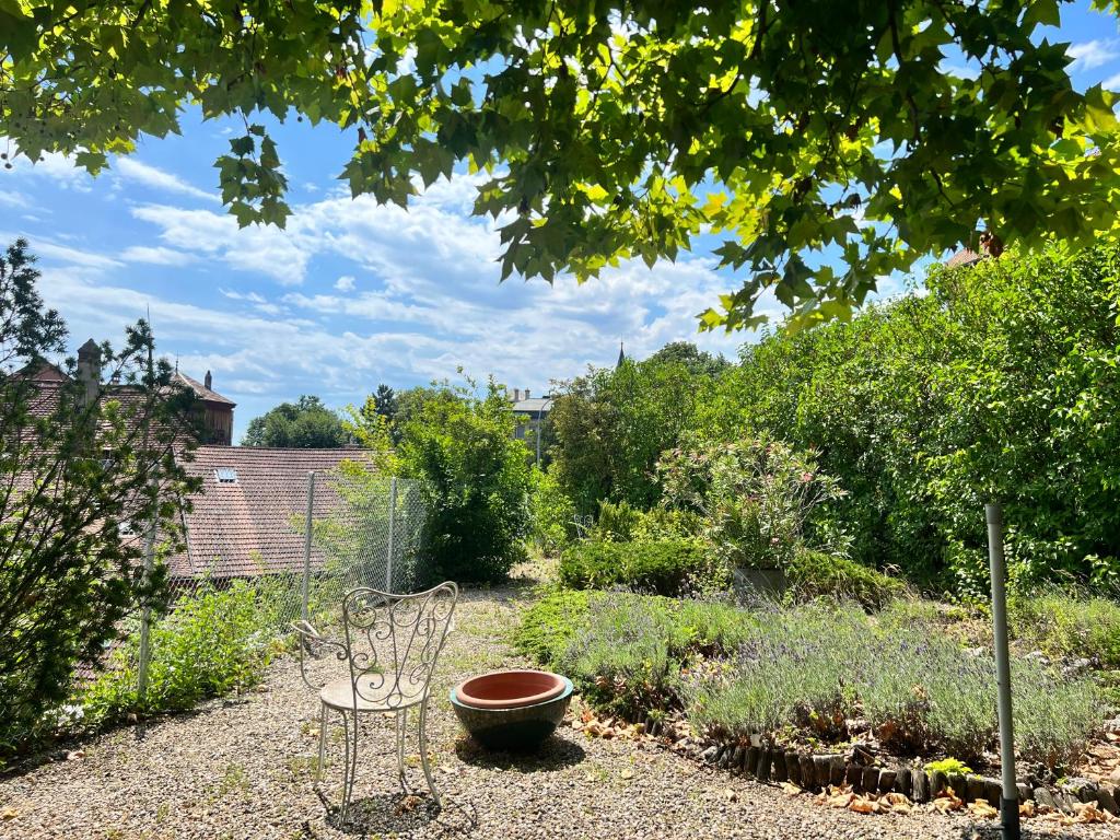 Giardino di Eigenes Studio (Apartment)