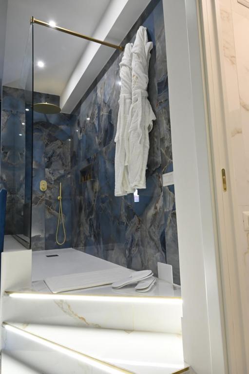 Kúpeľňa v ubytovaní NM Luxury Suites
