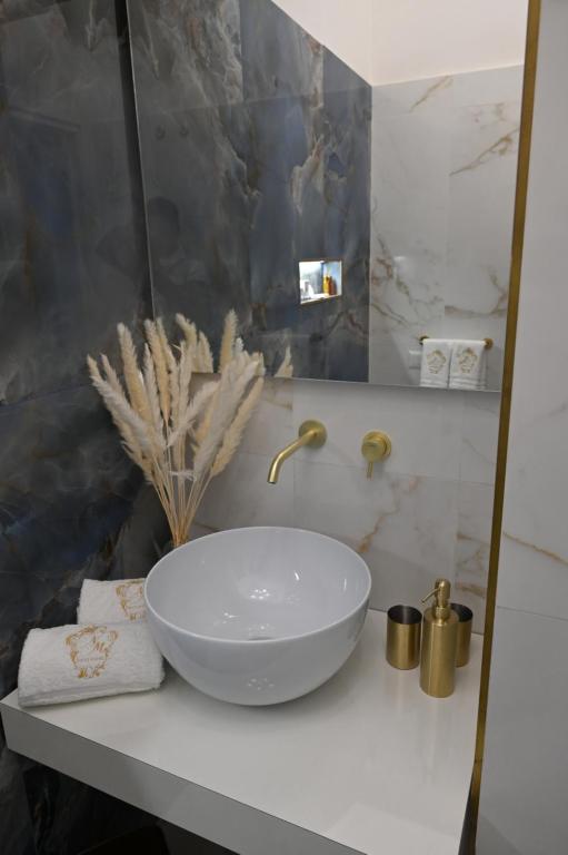 Kúpeľňa v ubytovaní NM Luxury Suites