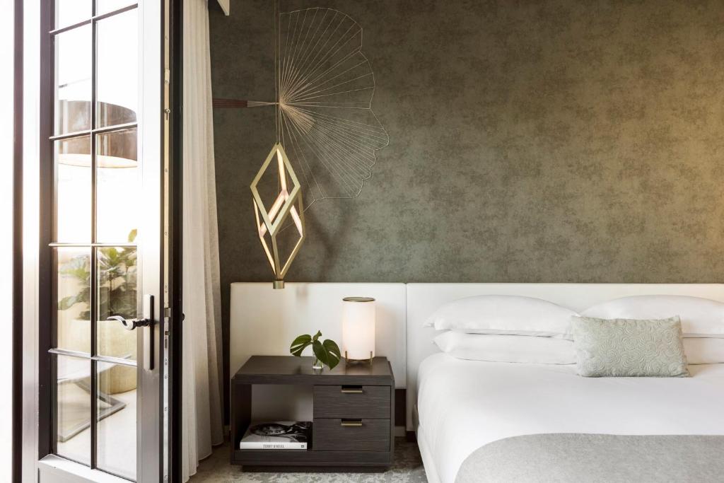 Kimpton La Peer Hotel West Hollywood, an IHG Hotel - Premium King Room With Terrace