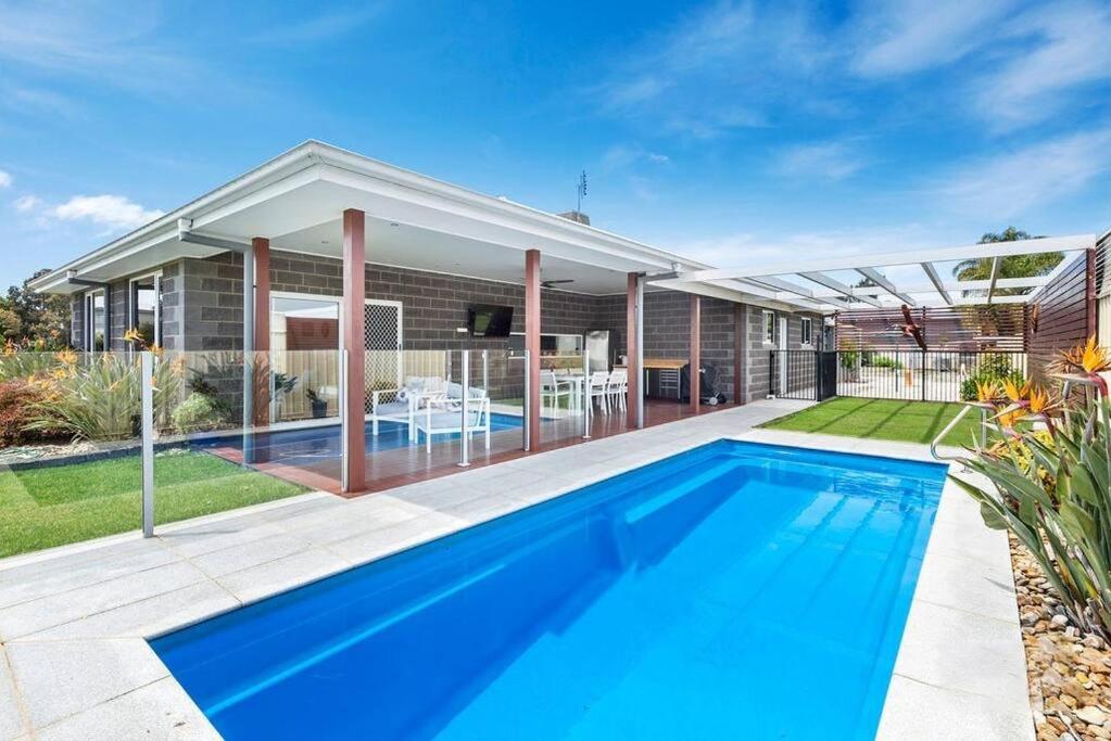 Tara's Place Lake Views, Yarrawonga (updated prices 2024)