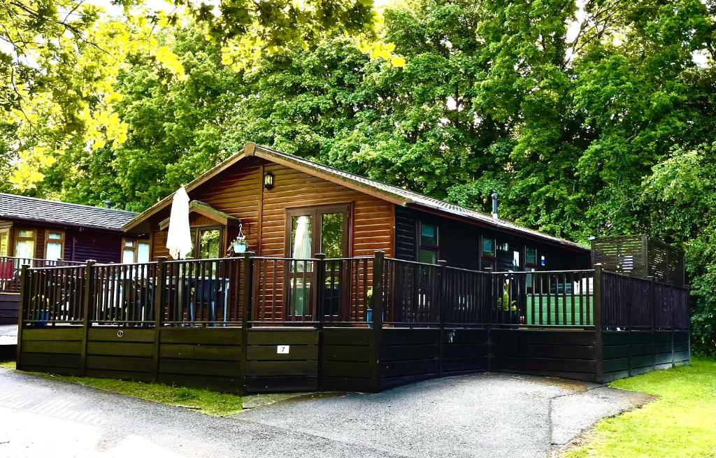 Stunning Deer Park Lodge in Devon, Chudleigh (updated prices 2024)