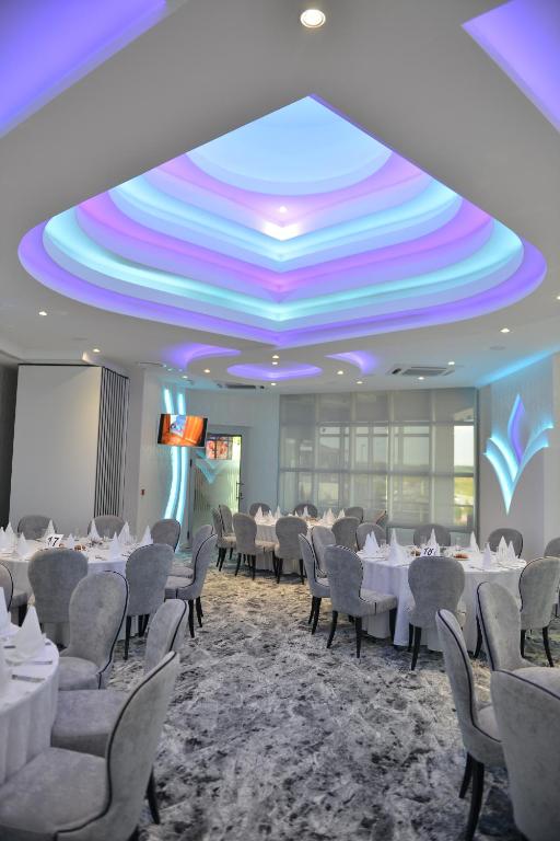 Restaurace v ubytování Hotel Ženeva Lux