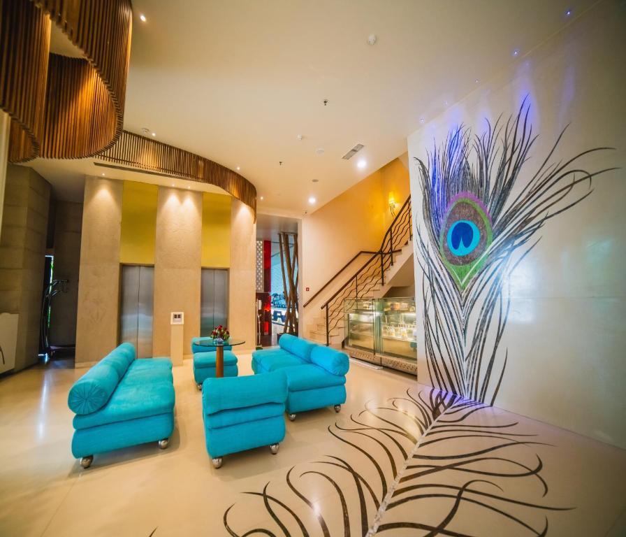 Posezení v ubytování Barsana Hotel & Resort Siliguri