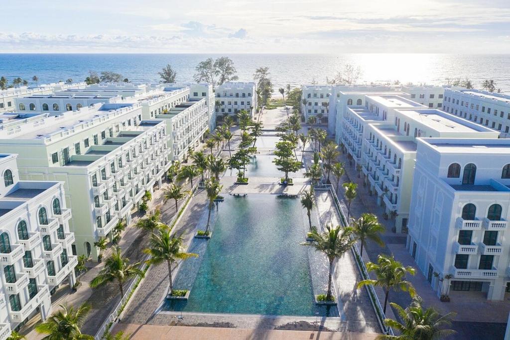 Πισίνα στο ή κοντά στο Amara PhuQuoc Hotel
