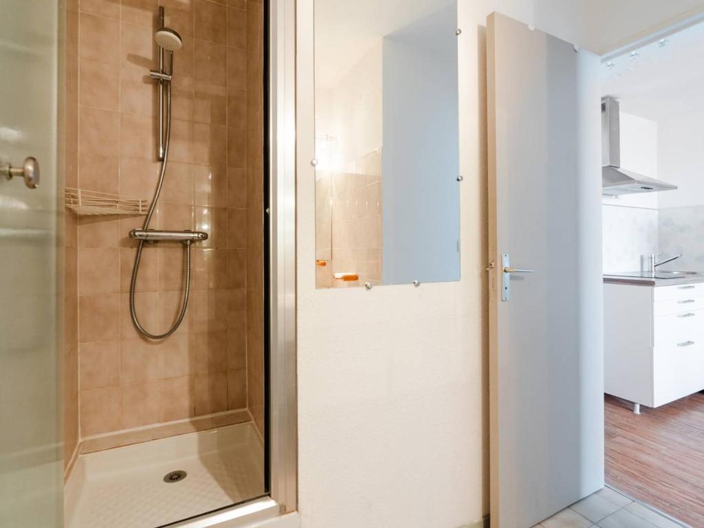 Kúpeľňa v ubytovaní Appartement Gruissan - Parking Privé, Animaux Acceptés - FR-1-409A-16