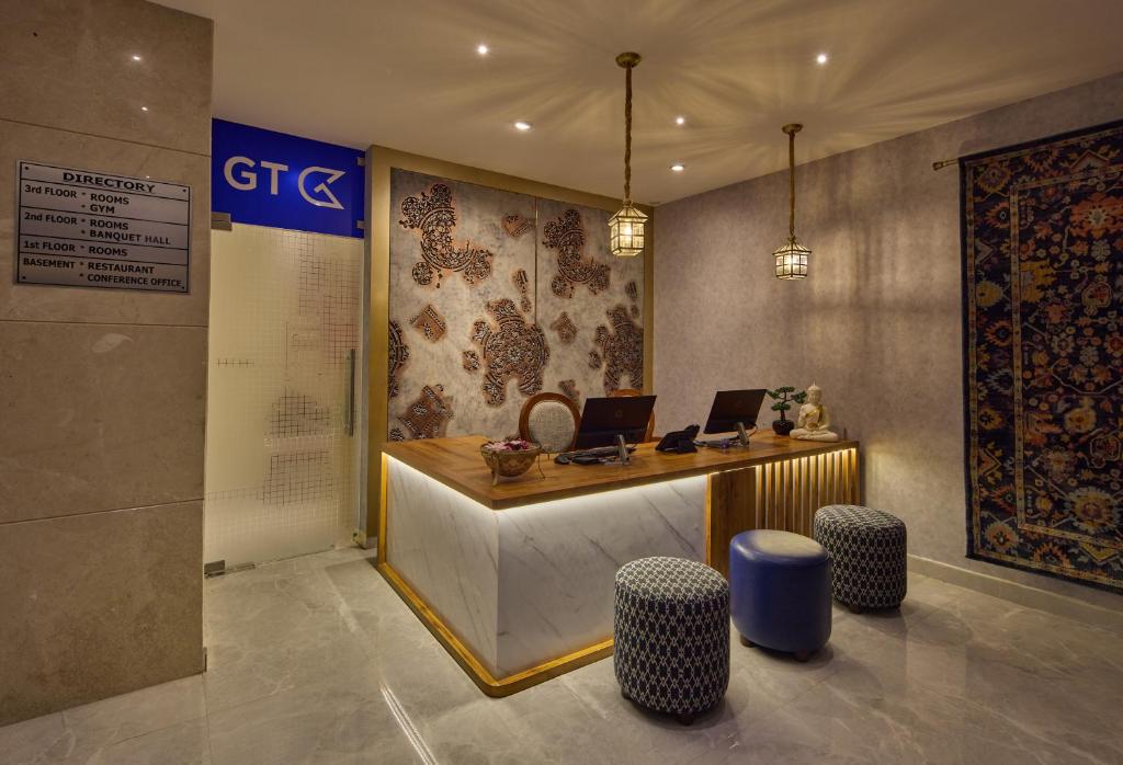 Vstupní hala nebo recepce v ubytování Golden Tulip Tirupati