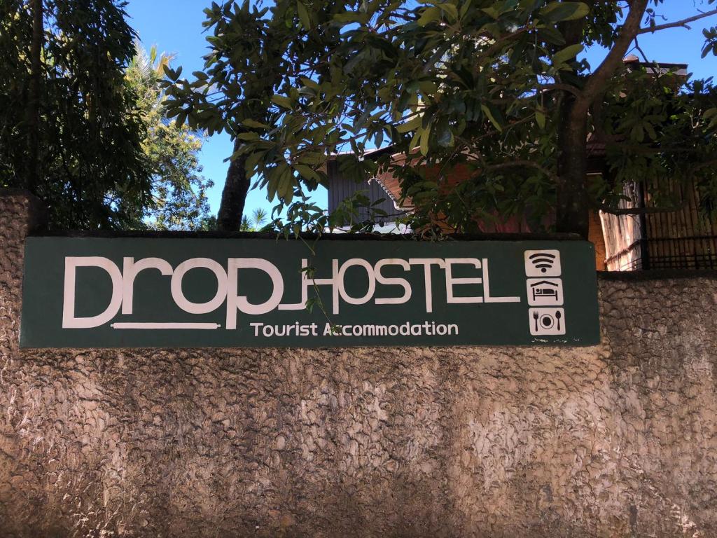 Certifikát, hodnocení, plakát nebo jiný dokument vystavený v ubytování Drop Hostel