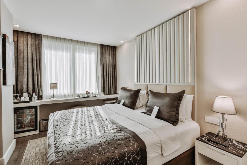 New Park Hotel - Standaard Dubbele Of Dubbele Kamer