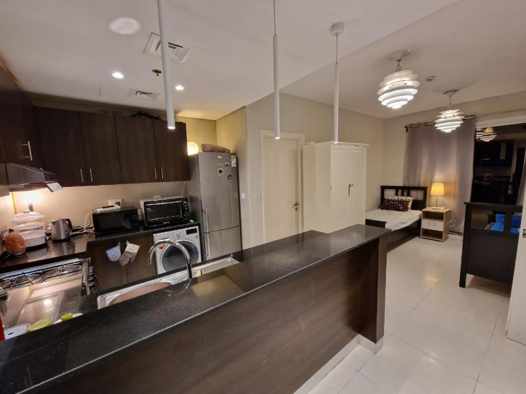 Dubai South Residential District, Al Maktoum Airport