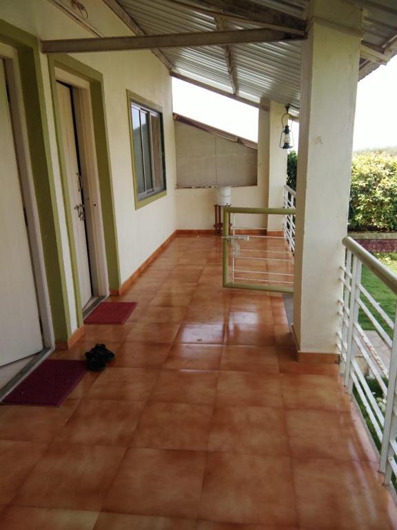 Balkón nebo terasa v ubytování Kokanwadi Resort
