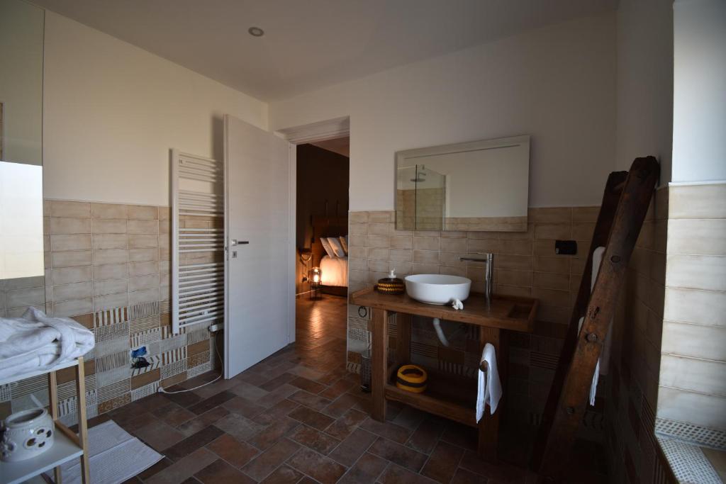Koupelna v ubytování Cascina Tre Botti