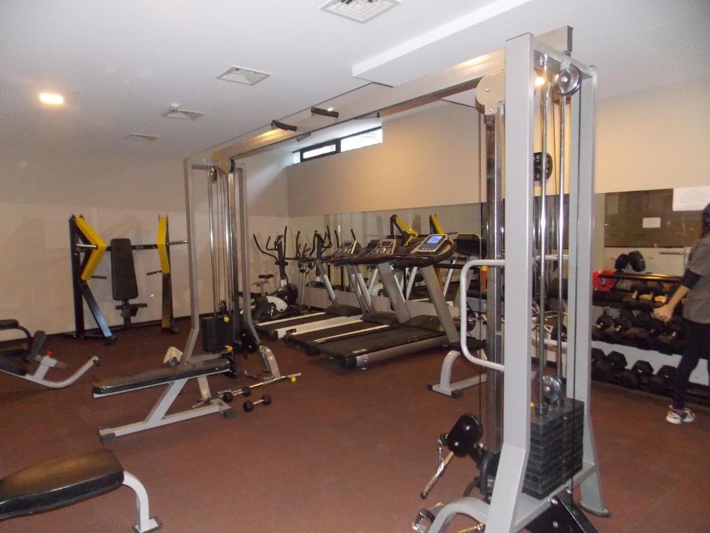 Fitness centrum a/nebo fitness zařízení v ubytování Hotel ZP Palace