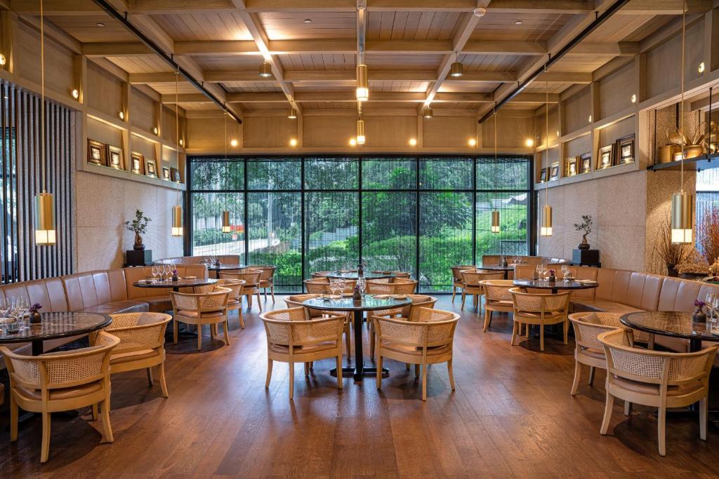 如玛酒店餐廳或用餐的地方