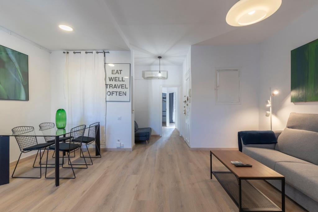 Posedenie v ubytovaní Centric Gracia Apartments