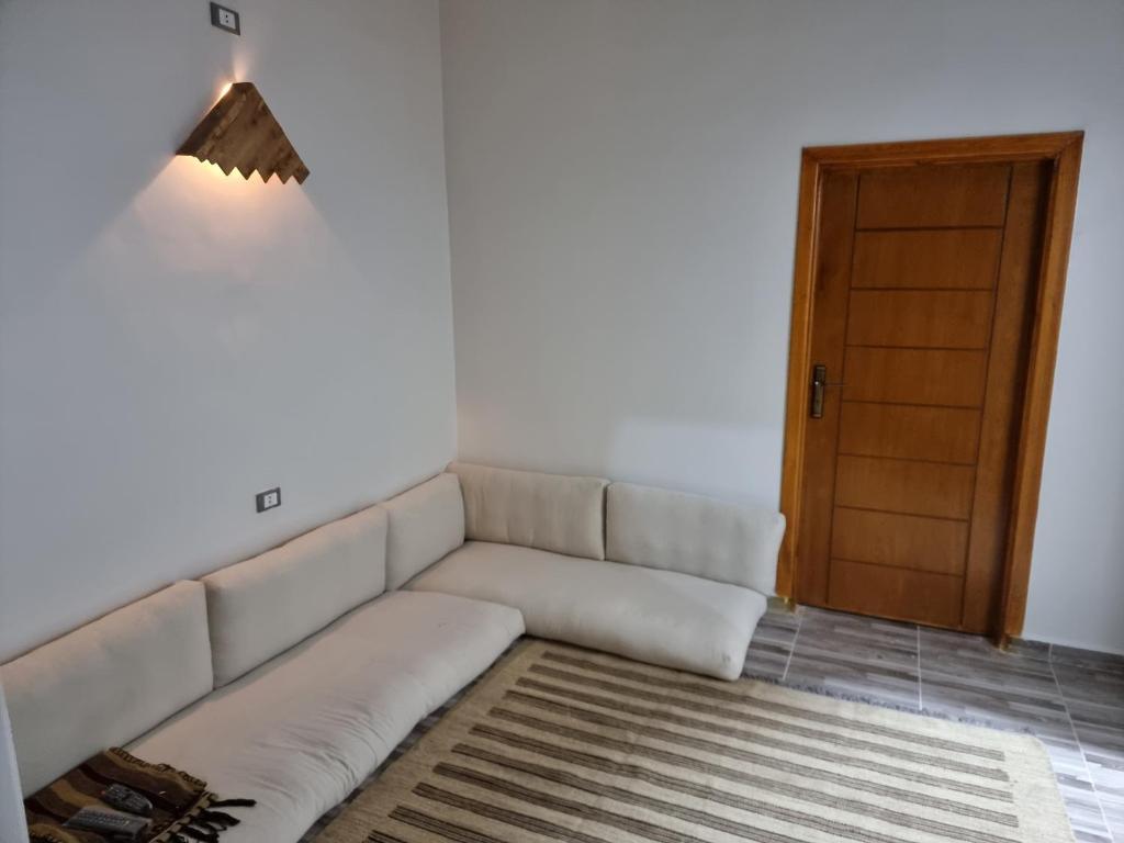 SEMIRAmis Siwa的休息区