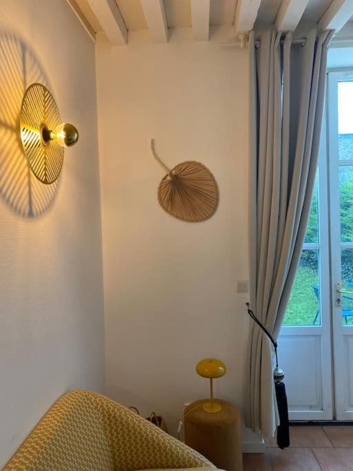 Posedenie v ubytovaní Loft/jardin et parking : Le Petit Clos Bourdet