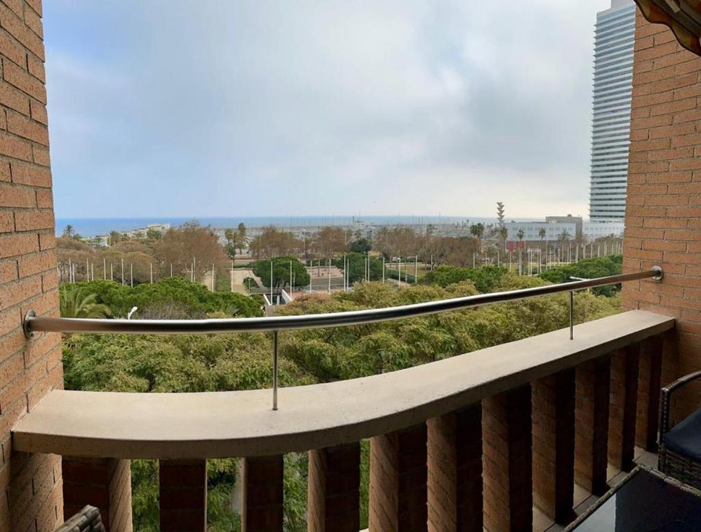 Balkoni atau teres di Lets Holidays Apartment Sea Views in Barcelona