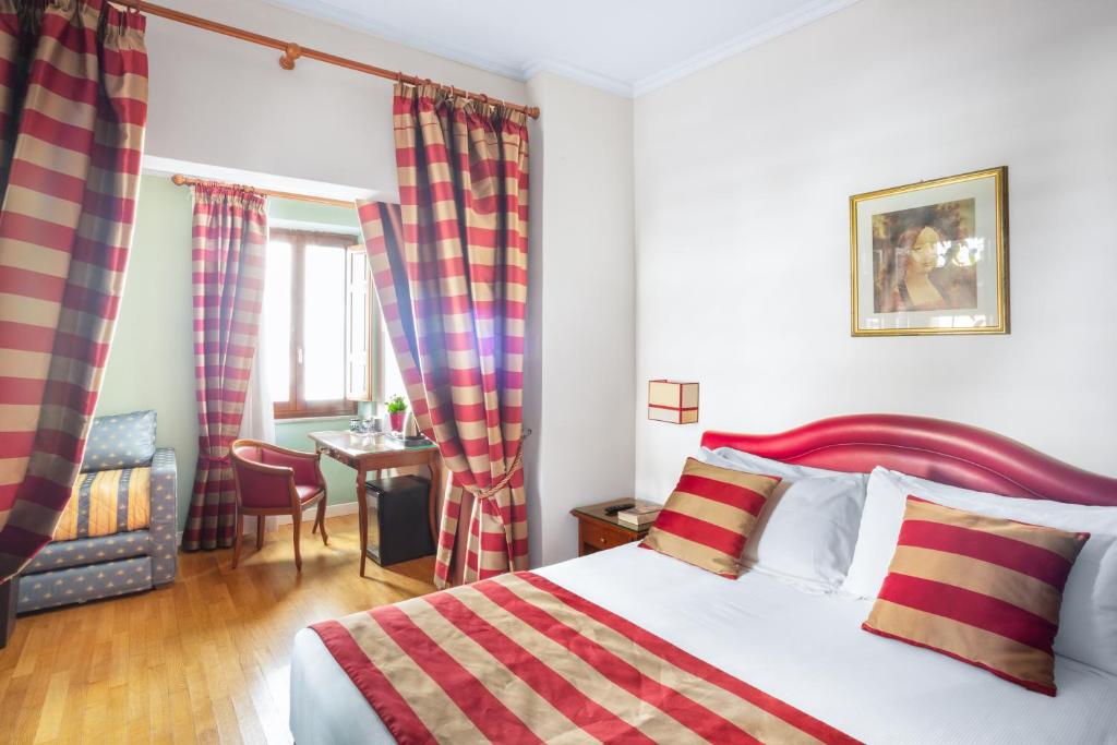 Hotel Piazza Di Spagna - Resim 15