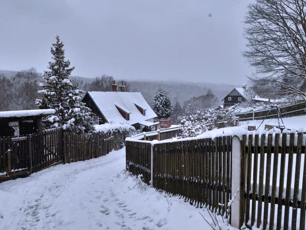 Obiekt Wellness Chaloupka Mezná - Národní park České Švýcarsko zimą