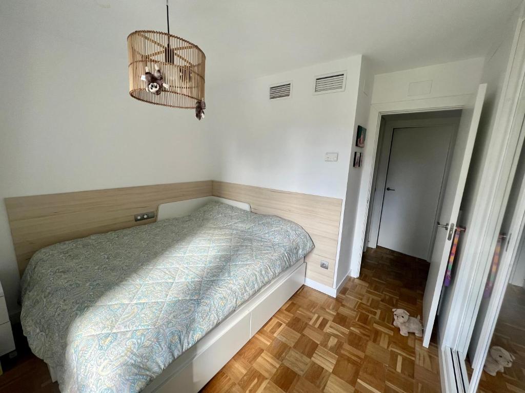 Posteľ alebo postele v izbe v ubytovaní Modern 3 bedroom apartment situated in luxury beachfront gated community