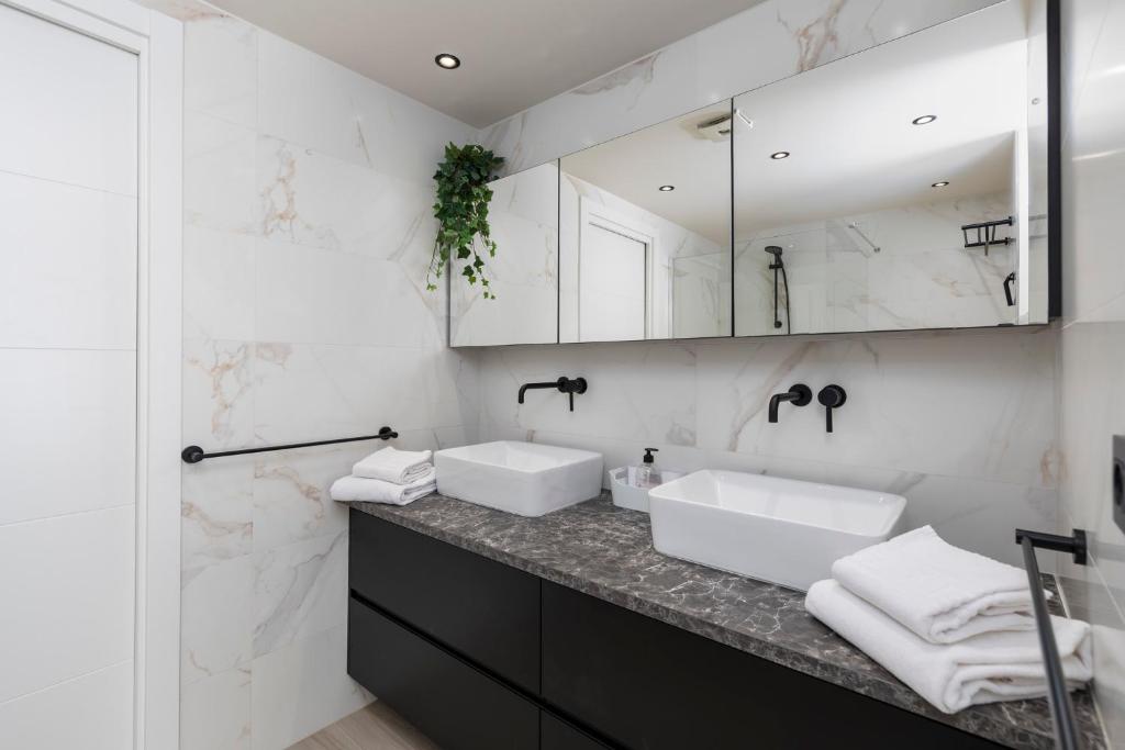 Koupelna v ubytování MEDANO4YOU Tejita Dream Penthouse