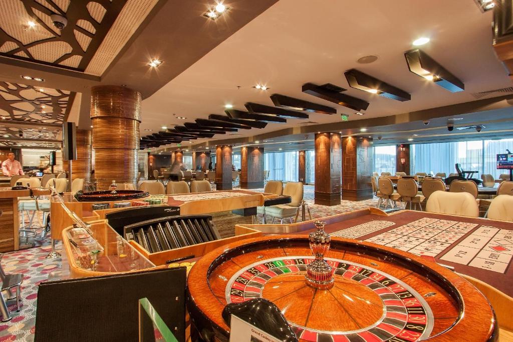 Lowest Put Casinos British