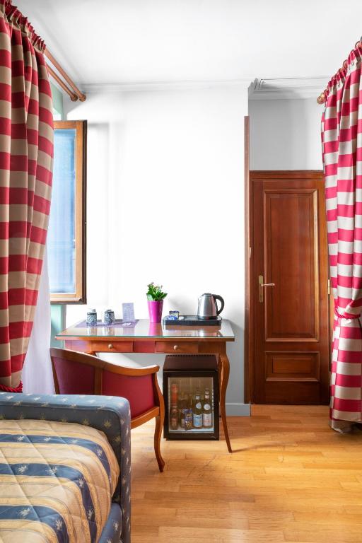 Posezení v ubytování Hotel Piazza Di Spagna